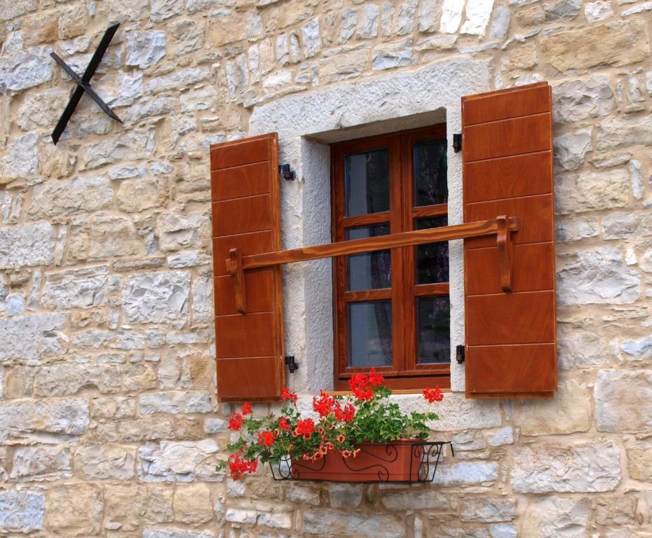 Al Merlo Olivo, Rural Istrian House Buje Εξωτερικό φωτογραφία