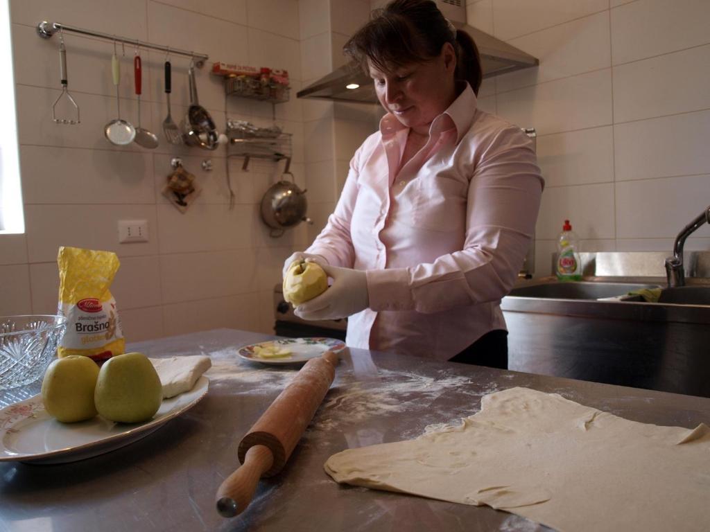 Al Merlo Olivo, Rural Istrian House Buje Εξωτερικό φωτογραφία