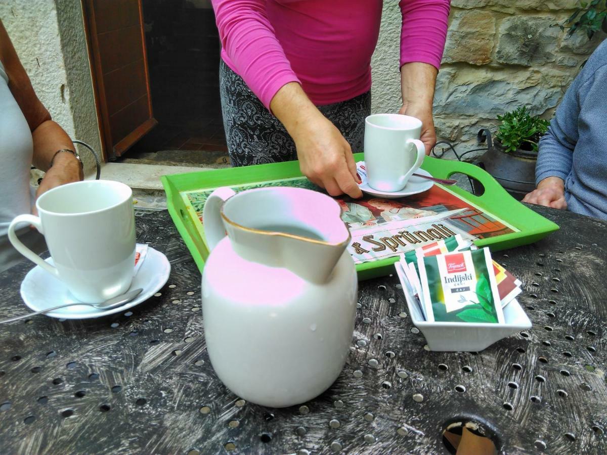 Al Merlo Olivo, Rural Istrian House Buje Εξωτερικό φωτογραφία